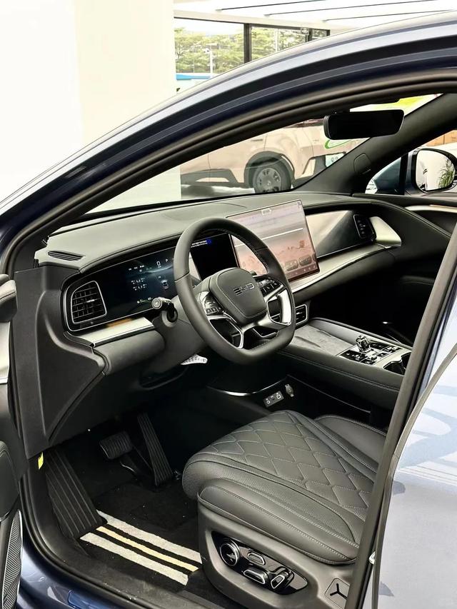 電動新風尚，海獅07EV演繹科技與藝術的完美融合-有駕