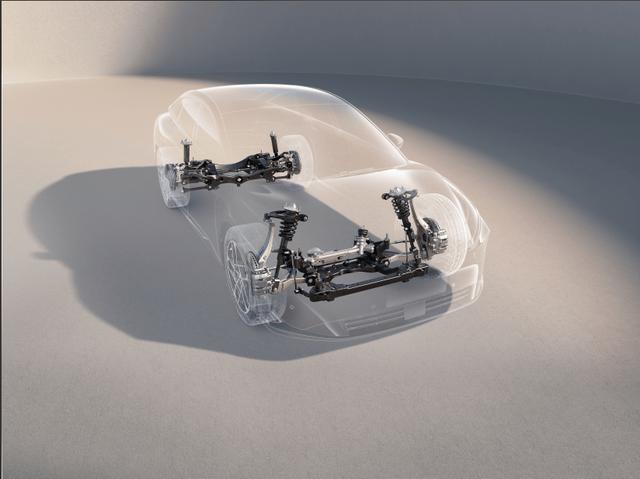 AI時(shí)代的BBA來(lái)了！小鵬P7+18.68萬(wàn)元起售-有駕