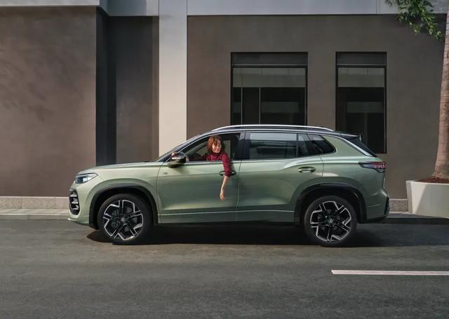 一場劍指2026年的變革|專訪大眾乘用車中國CEO孟俠-有駕 一場劍指2026年的變革|專訪大眾乘用車中國CEO孟俠-有駕