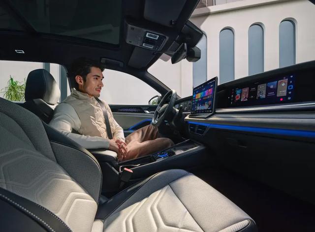 一場劍指2026年的變革|專訪大眾乘用車中國CEO孟俠-有駕 一場劍指2026年的變革|專訪大眾乘用車中國CEO孟俠-有駕