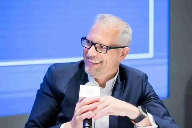 一場劍指2026年的變革|專訪大眾乘用車中國CEO孟俠-有駕 一場劍指2026年的變革|專訪大眾乘用車中國CEO孟俠-有駕