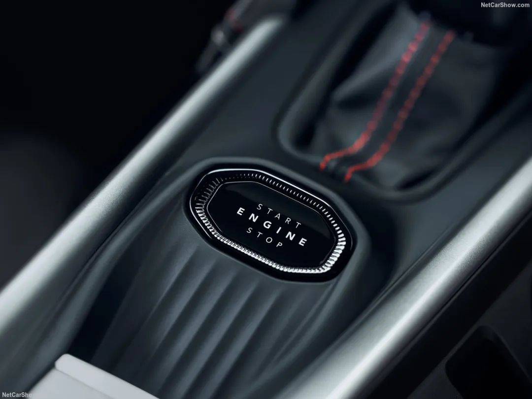 全新“技術流”四驅道奇Charger Scat Pack發布,雙渦輪直六替代V8,信仰沒了