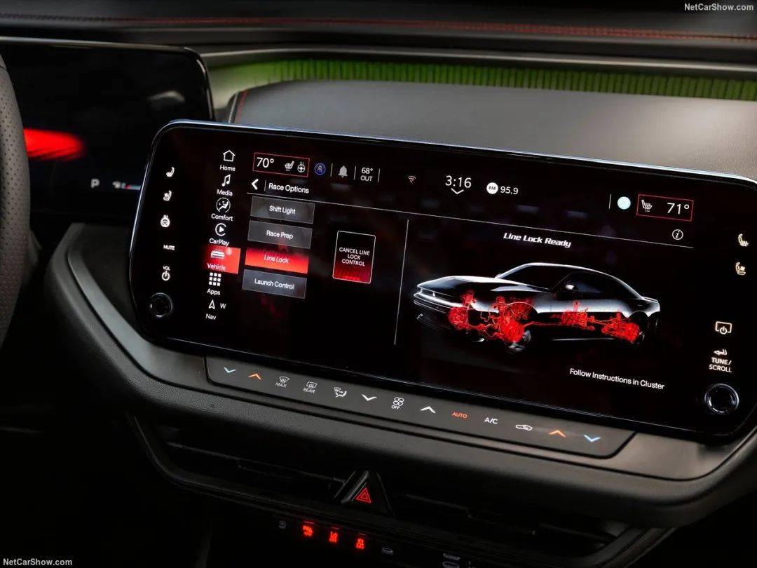 全新“技術流”四驅道奇Charger Scat Pack發布,雙渦輪直六替代V8,信仰沒了