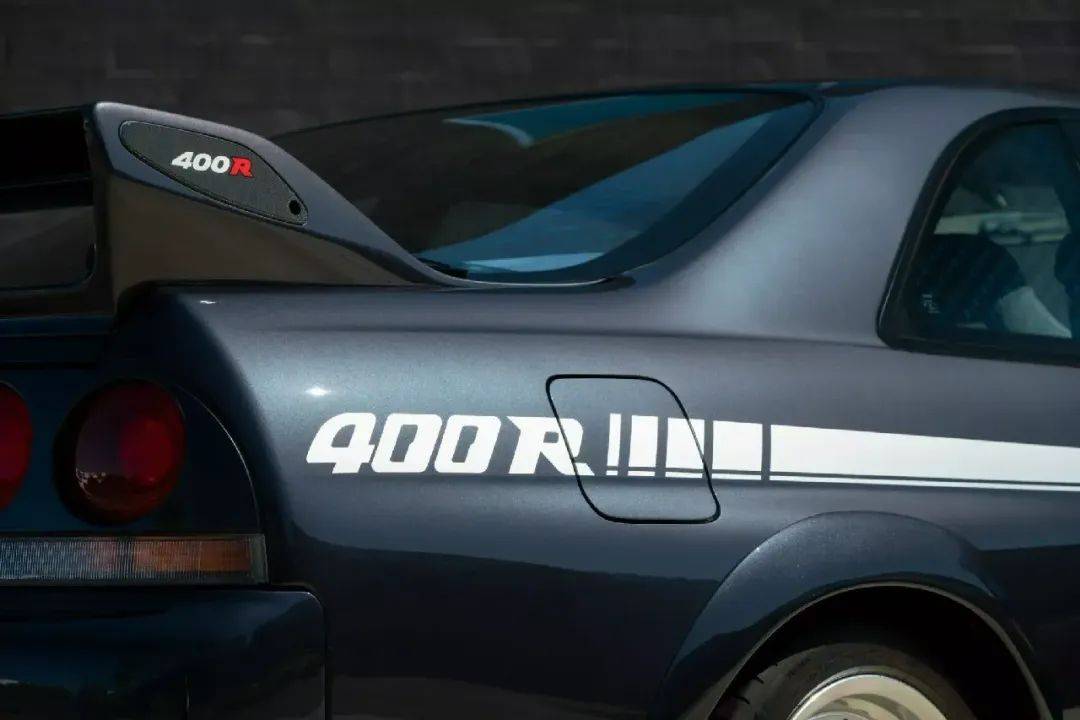 100萬美元,這臺很新的日產Skyline GT-R R33 400R隨時開回家