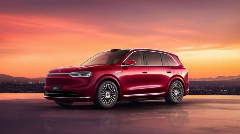 全新問界M7 工信部申報曝光 艙內激光+雙動力,30萬級SUV要變天?