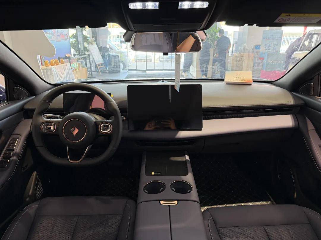 探店實拍寶駿享境:重構C級家轎價值坐標