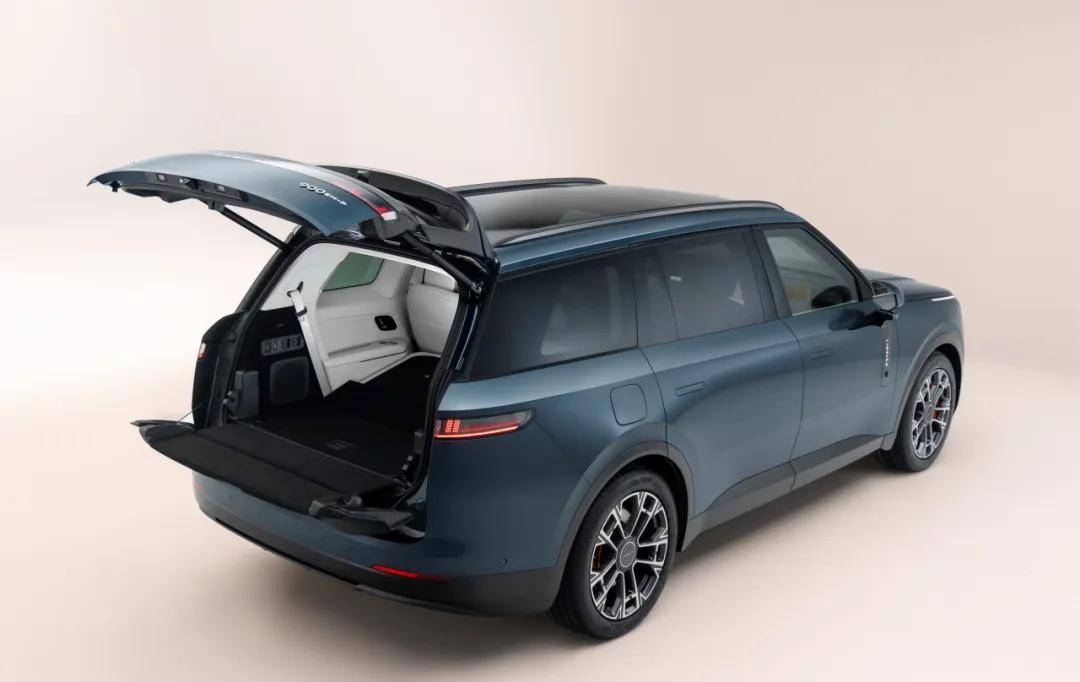 領克900的成功,比看上去“大”得多