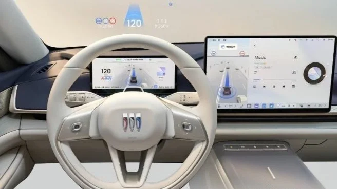 別克至境L7座艙公布：高通8775 芯片、50英寸全景AR-HUD