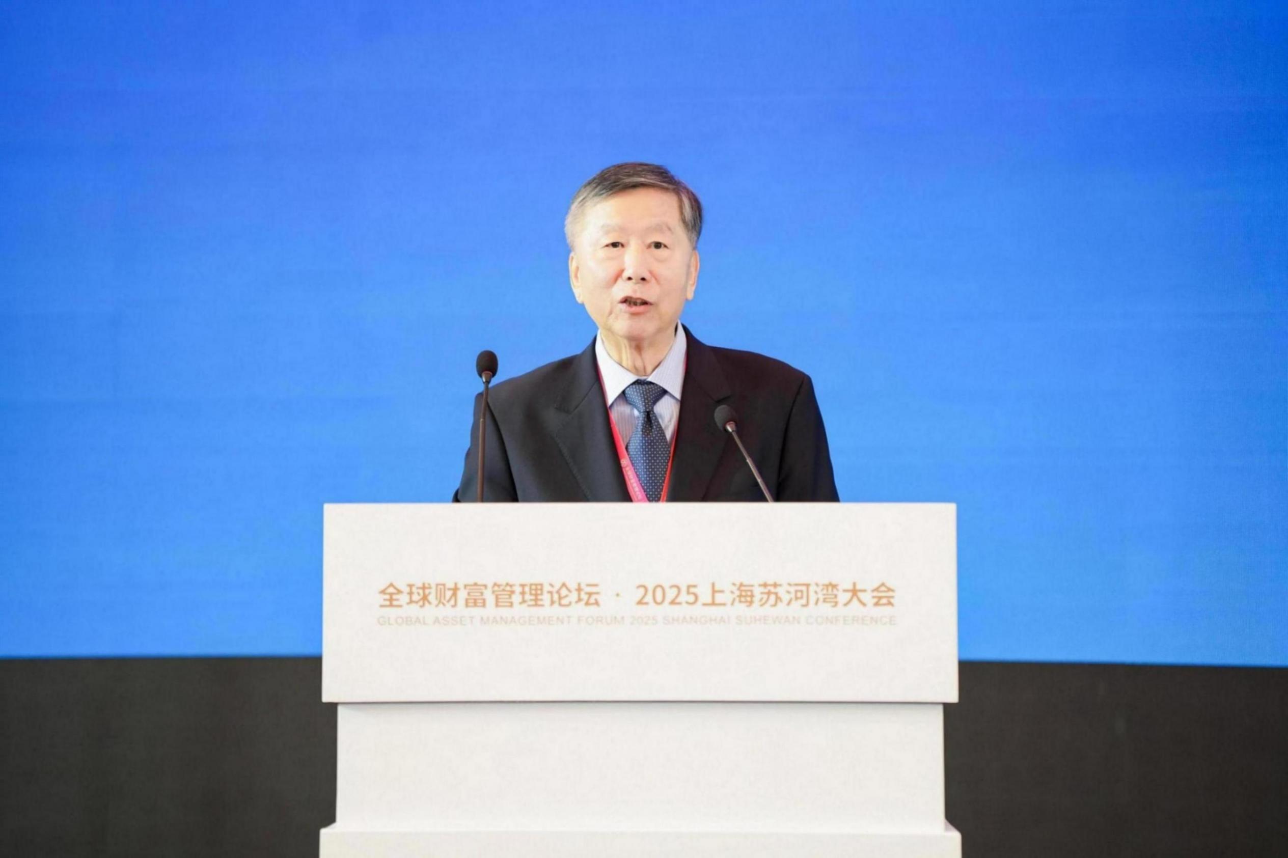 尚福林:金融與技術(shù)“雙輪驅(qū)動”深入融合 加速重塑金融格局和服務(wù)模式