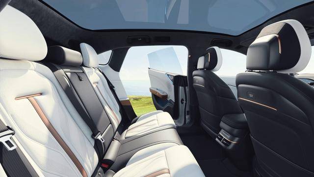 極氪007 GT評測:通勤高速續航夠用且性價比高的選擇